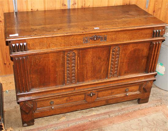 Early 18th century oak mule chest